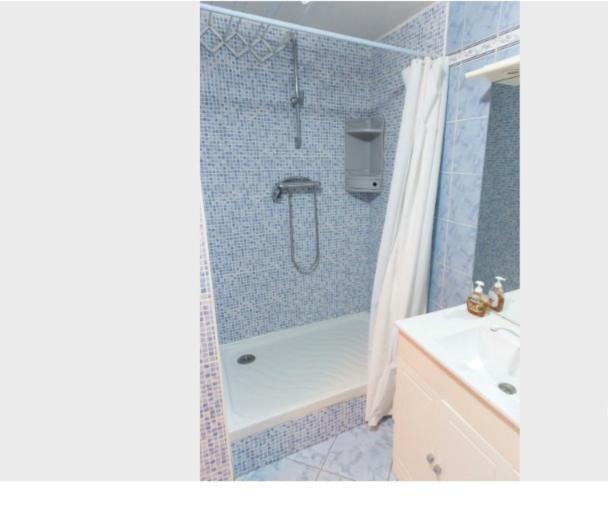 Apartamento Studio calme et éclairé proche de Nation C París Exterior foto
